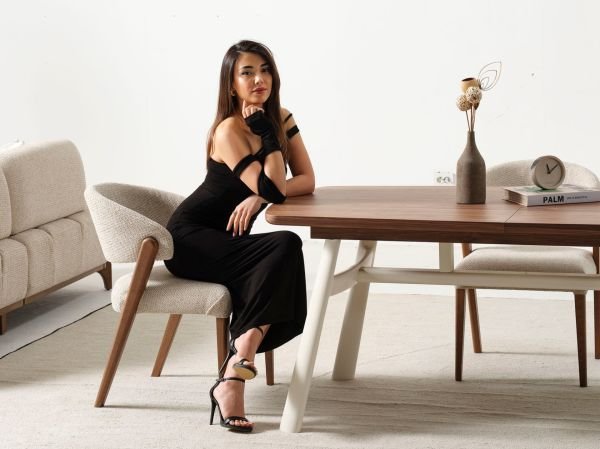 Ahuse (ceviz) Yemek Odası (masa )