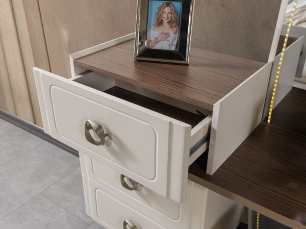 Roza Yatak Odası ( şifonyer )