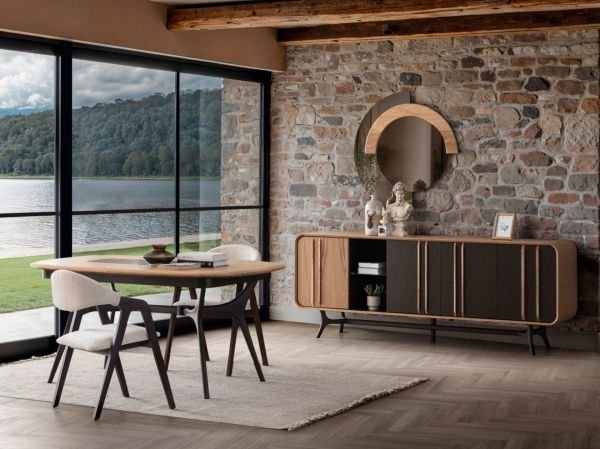 Bentleyce Yemek Odası (Konsol)