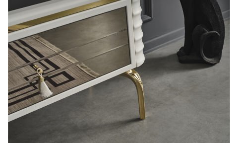 Asel Aytaşı Tv Ünitesi