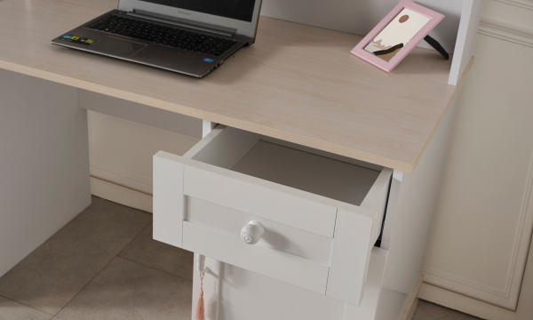 Sahra Genç Odası(4 Kapılı Dolap, Karyola, Çalışma Masası)