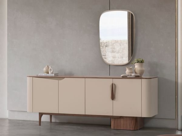 Auram Yemek Odası (Konsol)