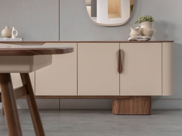 Auram Yemek Odası (Konsol)