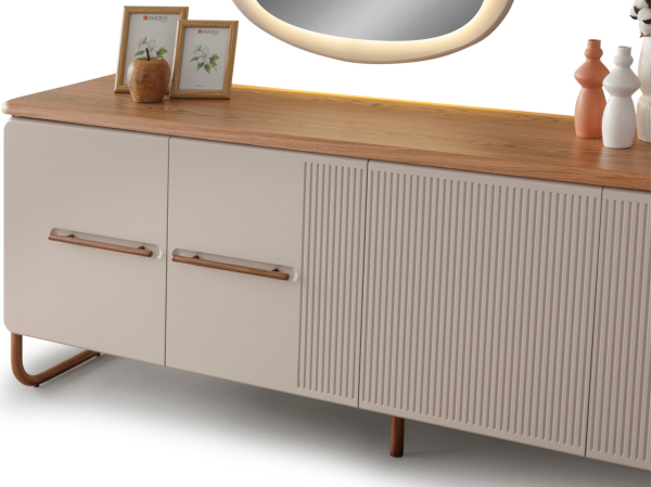 Lodos Yemek Odası(Konsol)