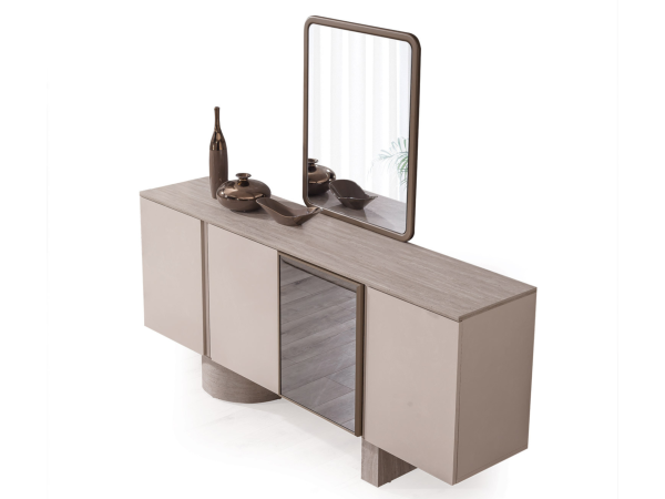 Gucca Yemek Odası(Konsol)