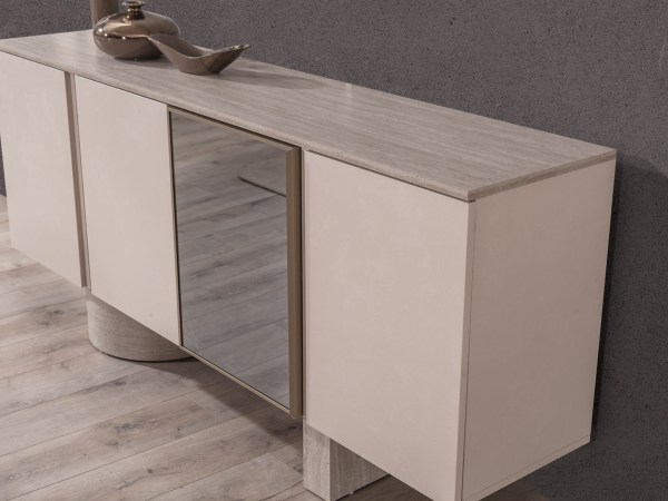 Gucca Yemek Odası(Konsol)