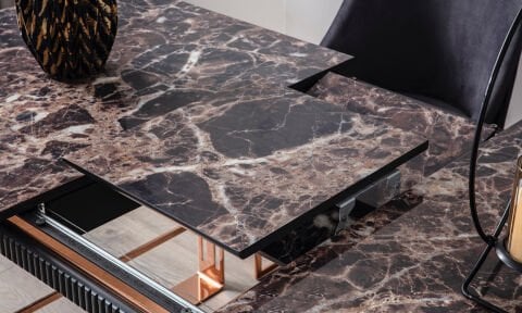 Quadro Yemek Masası