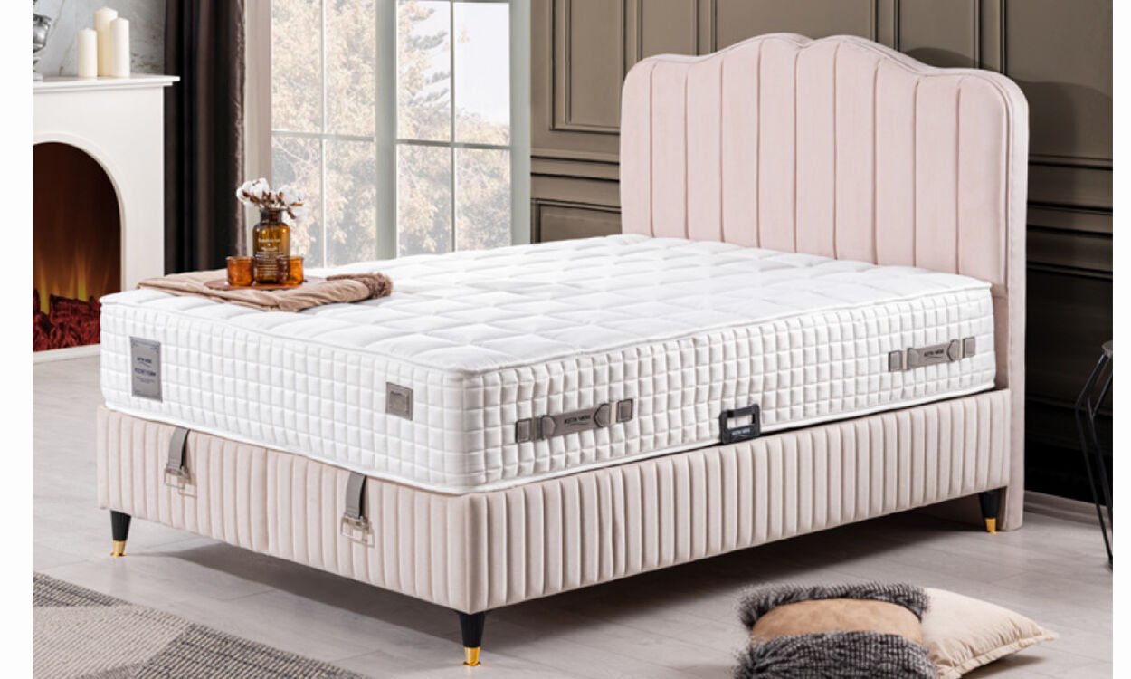 Piyano 140*190 cm Çift Kişilik Başlıklı Baza Seti