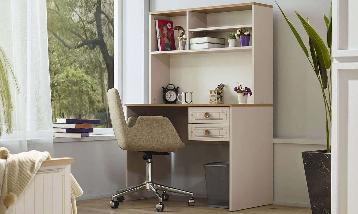 Ege Genç Odası Çalışma Masası ve Ünitesi