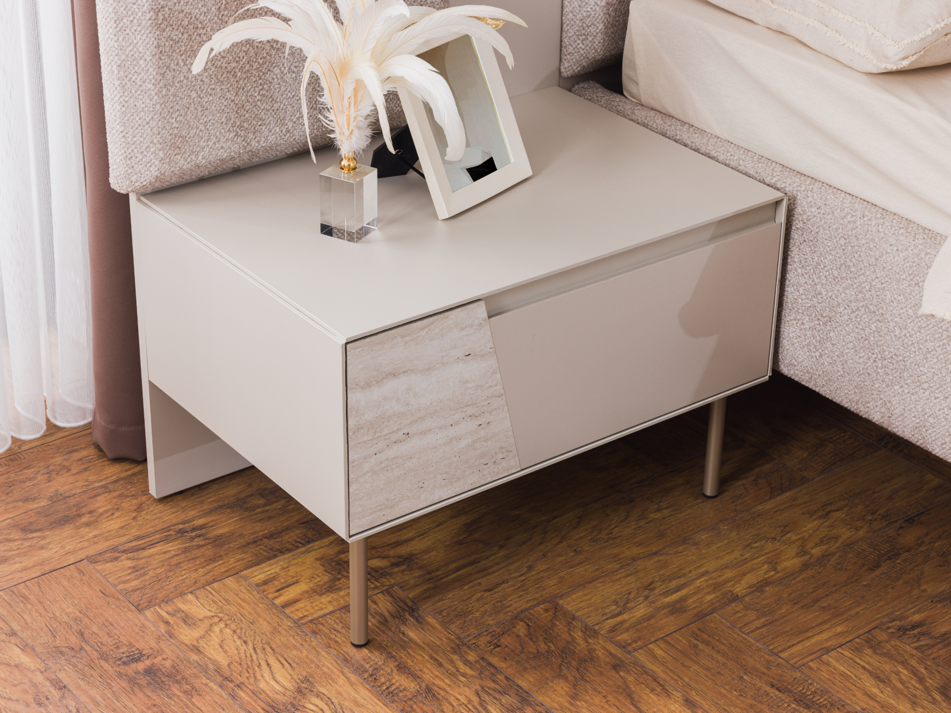 Rams Yatak Odası(Komodin)