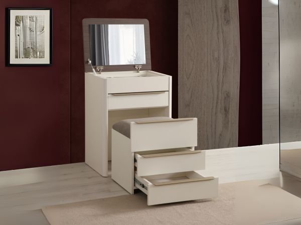 Sofia Yatak Odası ( çamaşırlık )